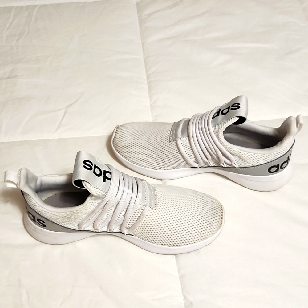 Men's size 7 sneaker